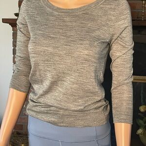 LOFT Gray Fitted 3/4 Sleeve Hoodie